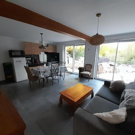 Appartement Sur Jardin Au Calme A Pernes 1 Chambre מראה חיצוני תמונה